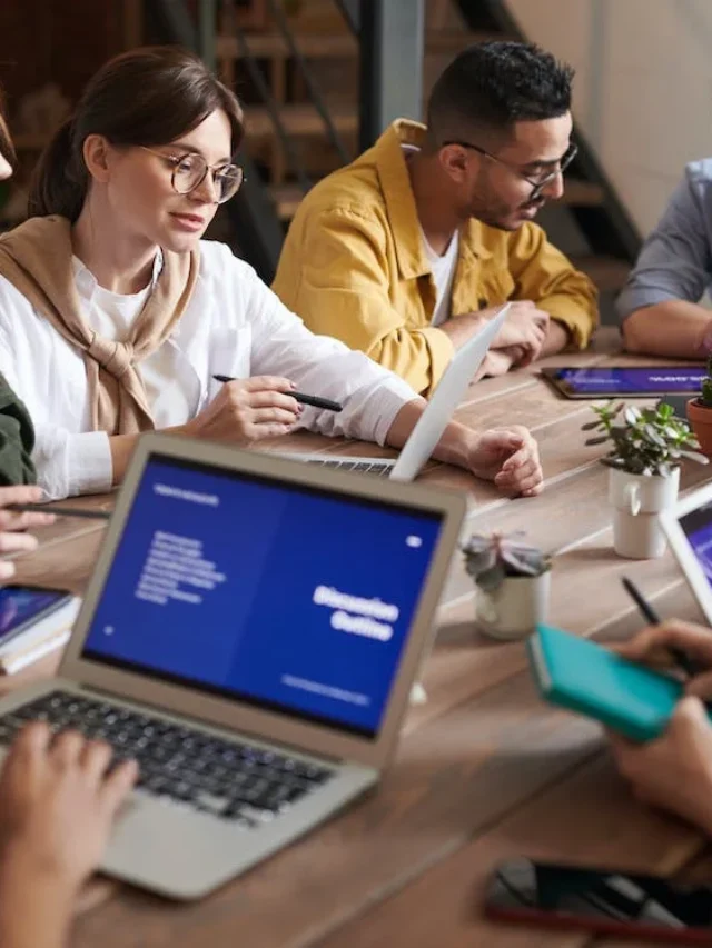5 Strategies and Techniques for Developing a Strong Personal Brand through Effective Communication – Archana Parmar